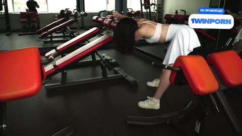 This Fit Babe Didn’t Know My Stretching Routines End with Cumshots 😈