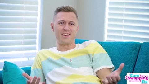 Lapines des neiges Anna Claire Clouds & Penelope Kay se font une boule de neige avec la giclette du demi-frère