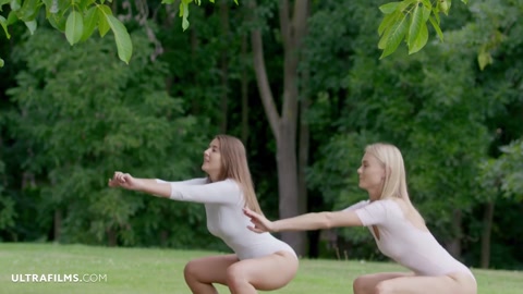 Sybil & Nancy Get Horny During Fitness