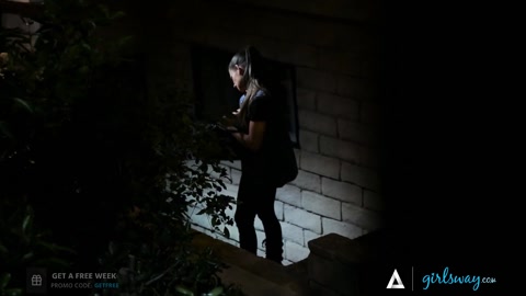 Investigator Riley Reid Has Her Pussy Eaten Hard by the Hooker Reena Sky Fo...