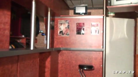 Libertine Francaise Sodomisee Dans Un Sauna Avec Papy